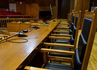 Τέμπη: Αποχή αντεισαγγελέα Φλωρίδη για τον Κώστα Αχ. Καραμανλή