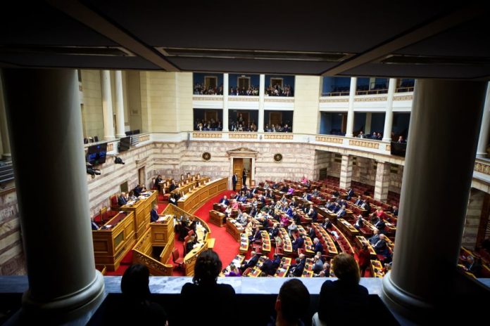 Δέκα βουλευτές απειλούν με υπερψήφιση Προανακριτικής για Αυγενάκη – Την αποχώρηση επιλέγει το Μαξίμου!