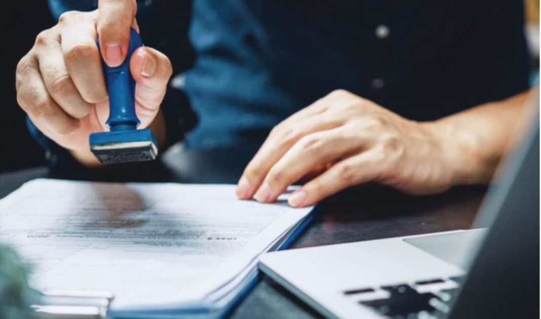 ergazomenoi-sintaxiodotisi-deouleumena