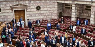 Απαρχή εξελίξεων ο ευτελισμός του Κοινοβουλίου- Το Μαξίμου δεν ελέγχει την Κοινοβουλευτική Ομάδα