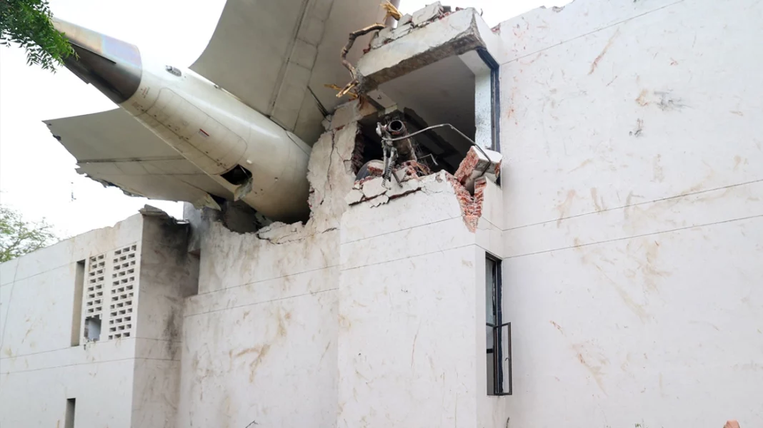 india_plane_crash-afp-xrwma