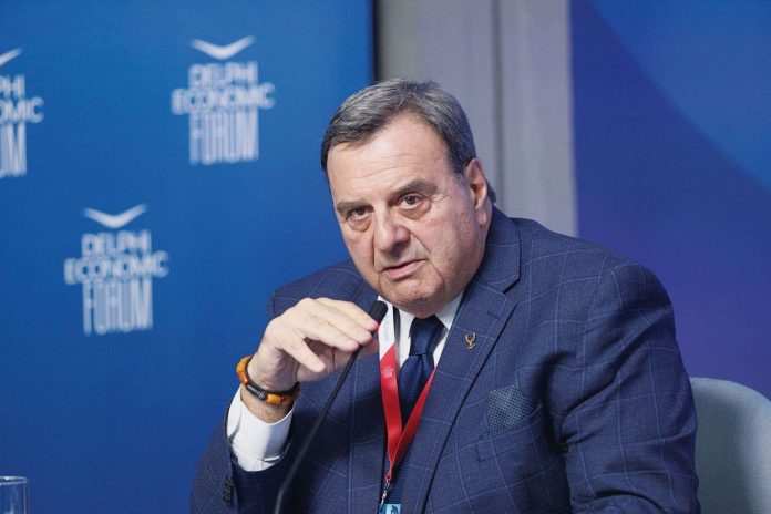 Χτύπημα στην καρδιά της παράταξης από τον Ισίδωρο Κούβελο…