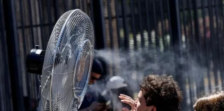 Καιρός: Ακραίος πανελλαδικός καύσωνας έξι 24ωρων με 40αρια – Οδηγίες πρόληψης για θερμική καταπόνηση