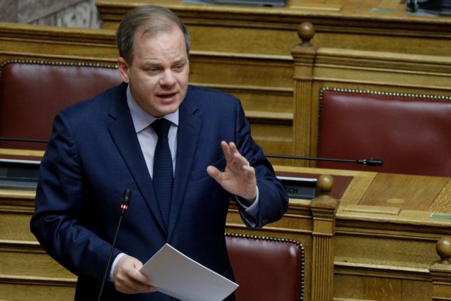 ÂÏÕËÇ ÓÕÆÇÔÇÓÇ ÅÐÉÊÁÉÑÙÍ ÅÑÙÔÇÓÅÙÍ (ÊÏÍÔÁÑÉÍÇÓ ÃÉÙÑÃÏÓ EUROKINISSI)