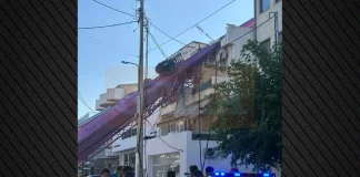 Γερανοφόρο όχημα έπεσε σε σπίτι στο Περιστέρι – (VIDEO)