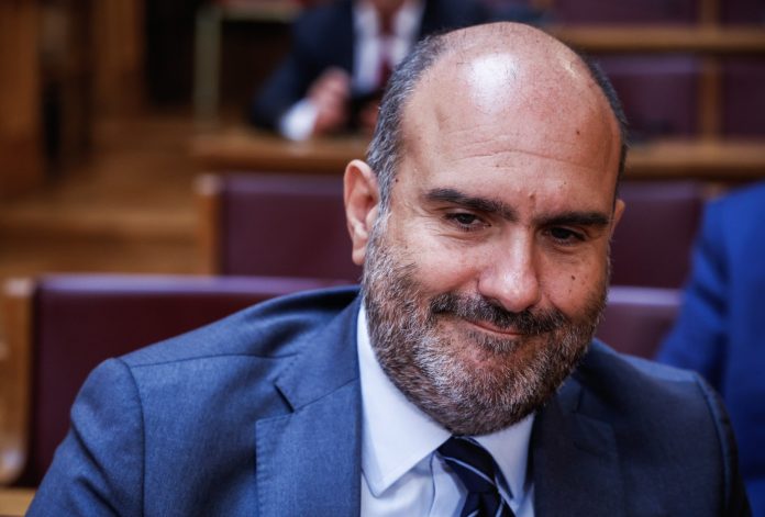 H Φώσκολου διασύρει τον Μαρκόπουλο: «Κυβερνάτε 7 χρόνια, πλημμυρίσαμε και λέτε ότι φταίνε οι άλλοι;» – (VIDEO)