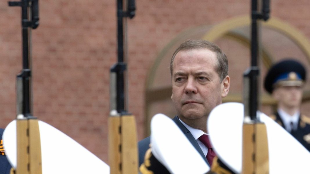 medvedev-rosia98-new-1536x864