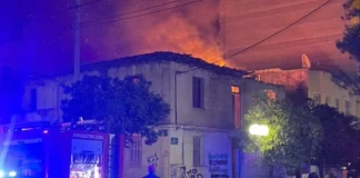 Φωτιά σε εγκαταλελειμμένο κτίριο στη Νέα Ιωνία