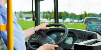 Ρόδος: Οδηγός λεωφορείου υπέστη καρδιακό επεισόδιο και απεβίωσε την ώρα που περίμενε τουρίστες