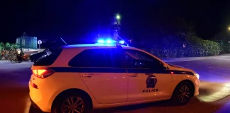 Αδιανόητο περιστατικό στην Μεσσήνη: 65χρονος πυρπόλησε αστυνομικά οχήματα