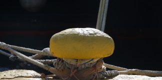 Σούδα: Απαγόρευση απόπλου σε πλοίο – Έχασε τη δεξιά του άγκυρα