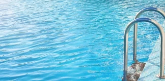 Νεκροί δύο Βρετανοί τουρίστες σε πισίνα ξενοδοχείου στην Πορτογαλία μετά από νυχτερινή έξοδο