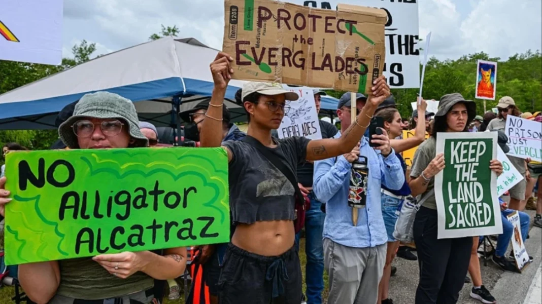 protest_alligator_alcatraz