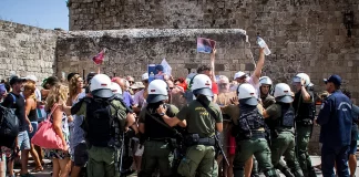 Η ανακοίνωση της ΕΛΑΣ για τις συλλήψεις στην Ρόδο κατά την άφιξη Ισραηλινών τουριστών