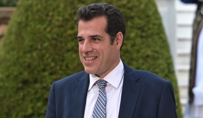 Αθανάσιος Πλεύρης: Κυνισμός