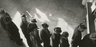 Μαζικές απολύσεις: Κατά πόσο κινδυνεύουν θέσεις εργασίας από την Τεχνητή Νοημοσύνη;