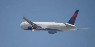 Πανικός στον αέρα: Αναγκαστική προσγείωση αεροσκάφους μετά από φωτιά στον κινητήρα (VIDEO)