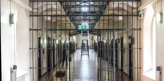 Απόφαση-σταθμός του Ανώτατου Δικαστηρίου για Σικελό αρχιμαφιόζο σε απομόνωση, του επιτρέπει να βλέπει τη σύντροφό του