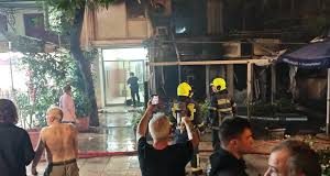 Μεταξουργείο: «Ακούσαμε τζάμια να σπάνε και έναν μεγάλο θόρυβο» – Πανικός από φωτιά σε ισόγειο κατάστημα