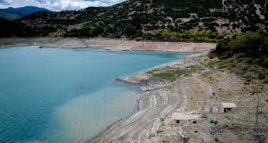 Τι αποφασίστηκε στη σύσκεψη στο Μαξίμου για τη λειψυδρία: Συγχωνεύσεις φορέων, αλλάζει ριζικά το μοντέλο διαχείρισης – Οι 5 κατεπείγουσες δράσεις