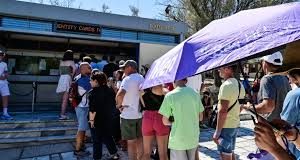 Κλειστή η Ακρόπολη το μεσημέρι λόγω καύσωνα