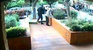 Παρίσταναν τους λογιστές και εξαπατούσαν ηλικιωμένους στη νοτιοανατολική Αττική