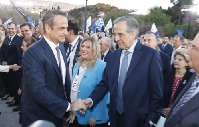 Σαμαράς VS Μητσοτάκης μέσω του κυριακάτικου Τύπου