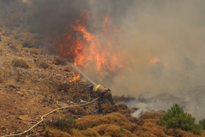 Χίος: Χωρίς ρεύμα για πολλές ημέρες τα χωριά της Αμανής