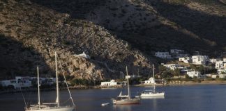 Σίφνος: 14χρονος πέθανε στον ύπνο του – «Καλό ταξίδι μικρέ μας άγγελε»