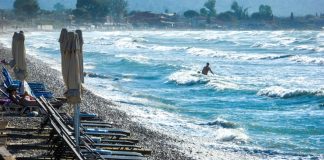 Τουριστική ανάπτυξη στον αυτόματο πιλότο