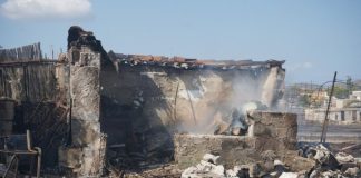 Ένας νεκρός στην Κερατέα από τη μεγάλη φωτιά στην Αττική – Εκκενώνονται Λεγρενά, Χάρακας, Τριανταφυλλιά και Θυμάρι