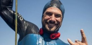 Πραγματικός Aquaman κράτησε την αναπνοή του κάτω από το νερό για 29 λεπτά και κατέρριψε ρεκόρ Γκίνες