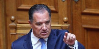 Γεωργιάδης προς Κωνσταντοπούλου μετά την παραίτηση Καραναστάση: Δεν βρίσκετε και εσείς λίγη από την “γενναιότητά” του, μήπως και ηρεμήσει λίγο το Κοινοβούλιο;