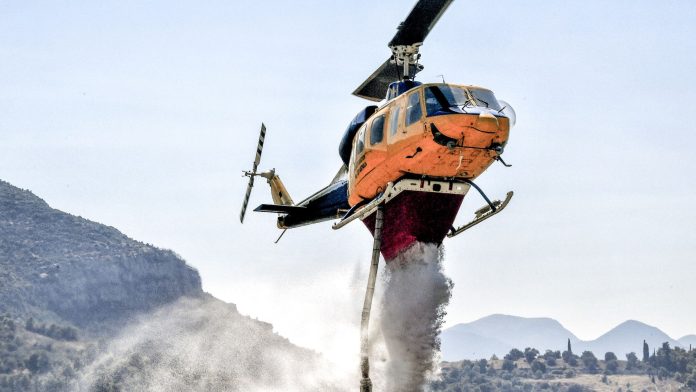 Σε πορτοκαλί συναγερμό για εκδήλωση πυρκαγιάς σήμερα η Αττική και άλλες εννέα Περιφέρειες της χώρας