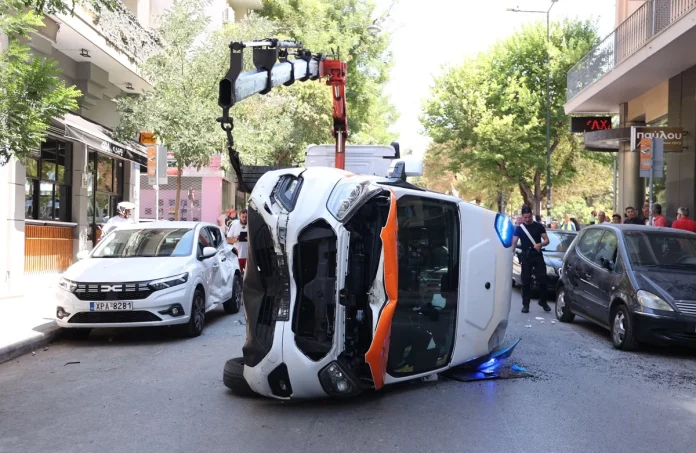 Τραγωδία στο Γουδή: Πέθανε ο ασθενής που μετέφερε το ασθενοφόρο που ανετράπη μετά από τροχαίο