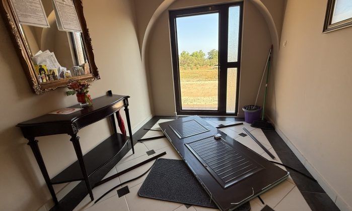 bcfa8f3a-xania-ksenonas-mitropoli