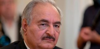 Μυστήριο με φορτηγό πλοίο στον Αστακό: Τα σενάρια για στρατιωτικό υλικό στον Χαφτάρ