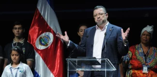 Κινδυνεύει να απωλέσει την ασυλία του ο πρόεδρος της Κόστα Ρίκα – Καταγγέλλει δικαστικό πραξικόπημα