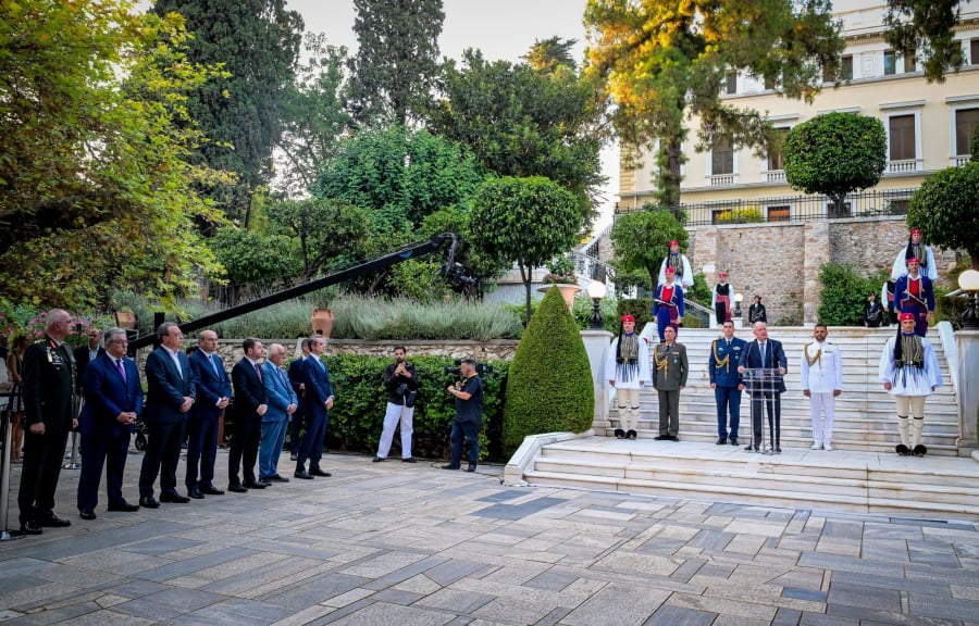 e952dfb8929ab7eaadf4ae8f3558db14_L