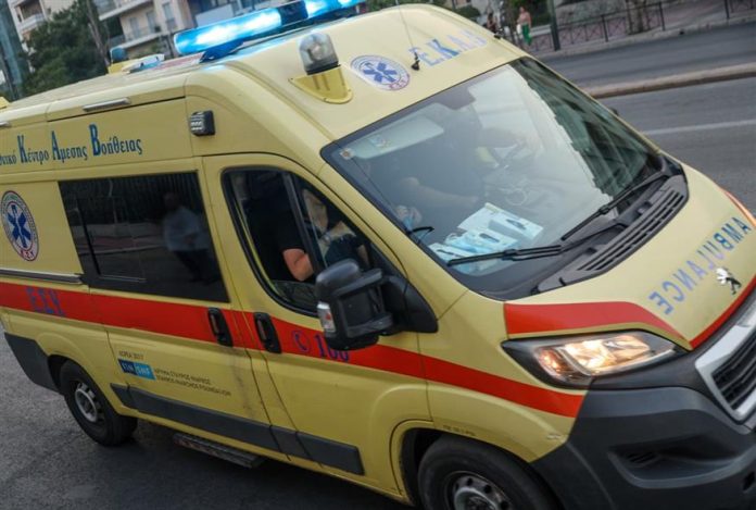 Πάτρα: Ηλικιωμένος κατέρρευσε μέσα στο σπίτι του