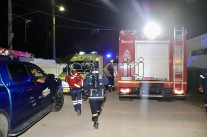 Φωτιά σε γήπεδο στο Ηράκλειο – Διασωληνώθηκαν δύο άτομα (ΦΩΤΟ)