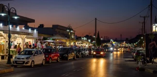 Ρόδος: Άγρια επίθεση από έξι άτομα σε δύο νεαρούς τουρίστες