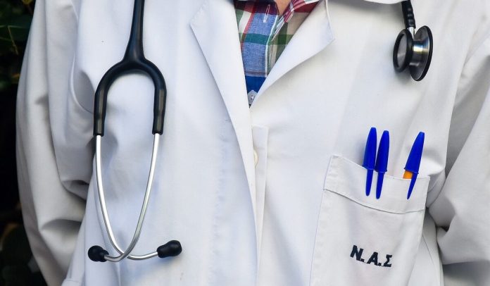 Προσωπικός γιατρός μετά κόπων, βασάνων και ασυνεννοησίας