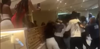 Άγριος καβγάς για… κοτομπουκιές σε κρουαζιερόπλοιο – Δείτε βίντεο