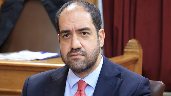 Κεφαλογιάννης κατά Πελετίδη για τις φωτιές στην Πάτρα: Ζητούσε 112 και μετά προέτρεπε τους πολίτες να μην το εφαρμόζουν