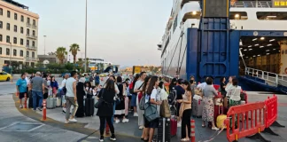 Καιρός: Απαγορευτικό απόπλου από Πειραιά, Ραφήνα, Λαύριο λόγω των ανέμων – Τα 9 μποφόρ φέρνουν και ακραίο κίνδυνο πυρκαγιάς σε 3 Περιφέρειες