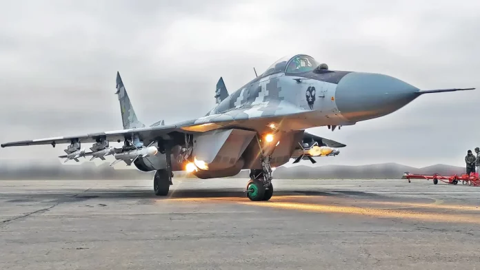 Ουκρανικό MiG-29 βομβάρδισε με γαλλικές βόμβες «AASM-250 HAMMER» κέντρο ελέγχου των Ρώσων στη Ζαπορίζια (βίντεο)