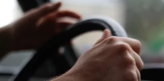 Συνελήφθη οδηγός που οδηγούσε ανάποδα στο κλειστό δρόμο Κοζάνης-Πτολεμαϊδας – Δείτε βίντεο