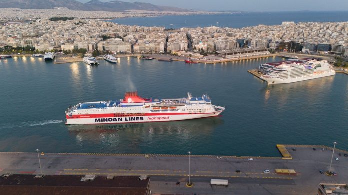 Πειραιάς: Άνδρας ανασύρθηκε νεκρός από το λιμάνι