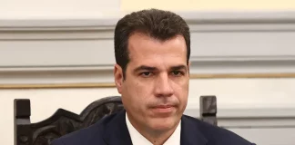 Πλεύρης για μετανάστες: “Τους κόβουμε όλα τα προνόμια και ποινικοποιούμε την παράνομη παραμονή”